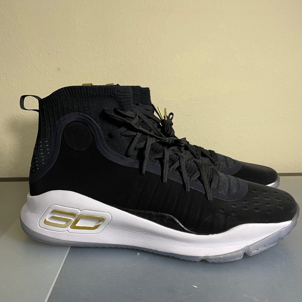 Under Armour Curry 4 More Dimes Men’s Basketball